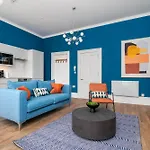 37 Doughty Street - Urban Apartments