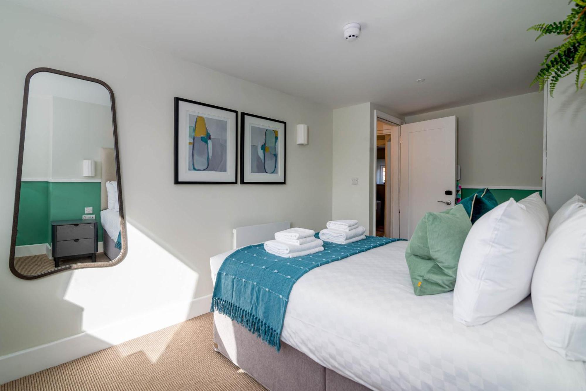 37 Doughty Street - Urban