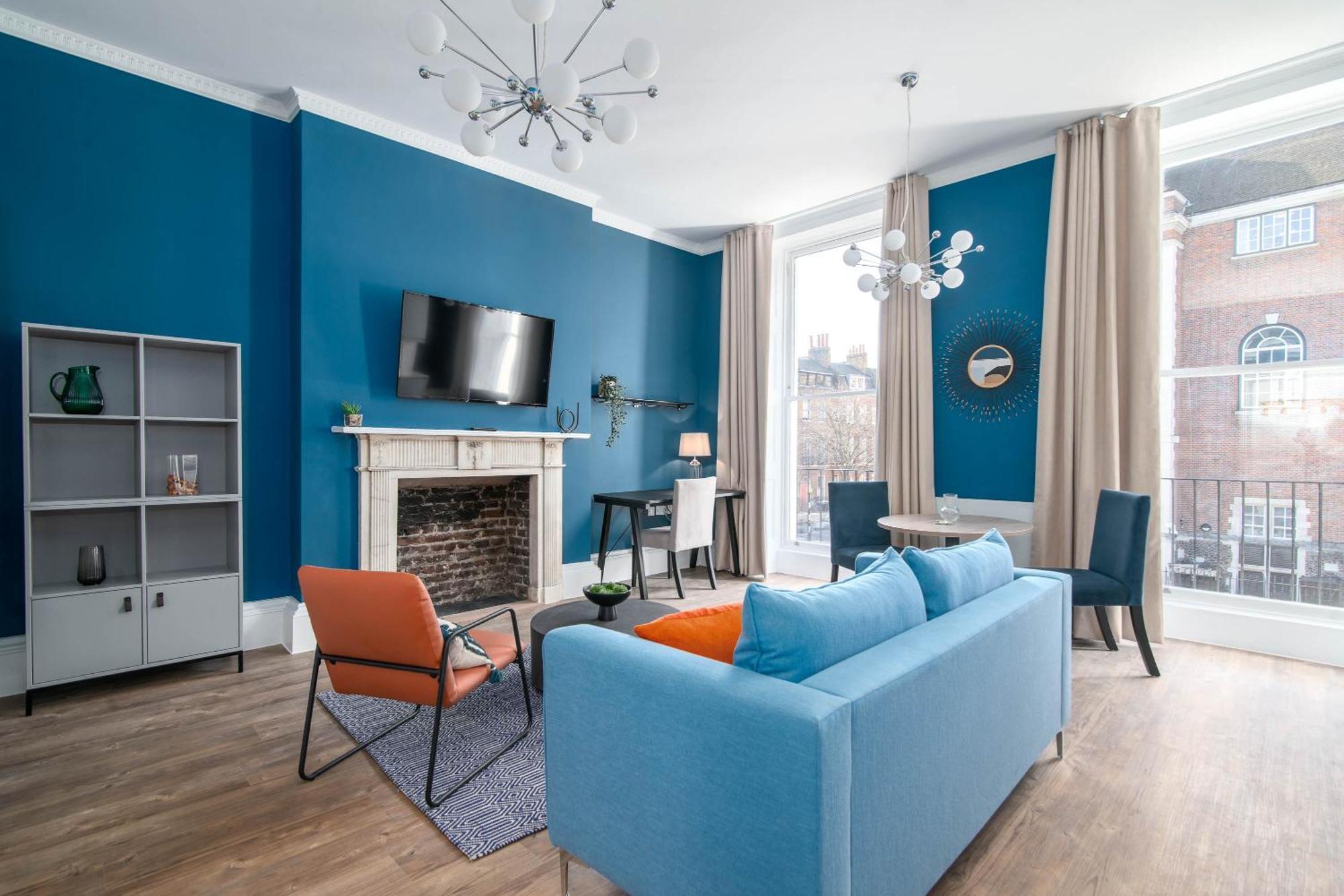 37 Doughty Street - Urban Apartment *